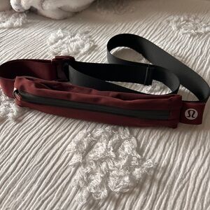 lululemon maroon and Black Belt Bag